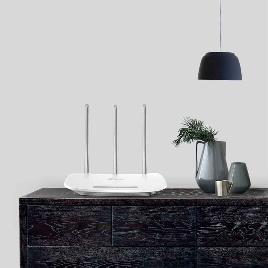 TP-Link TL-WR845N 300Mbps Wireless N Router Three 5dBi high gain Antennas, Single Band - White