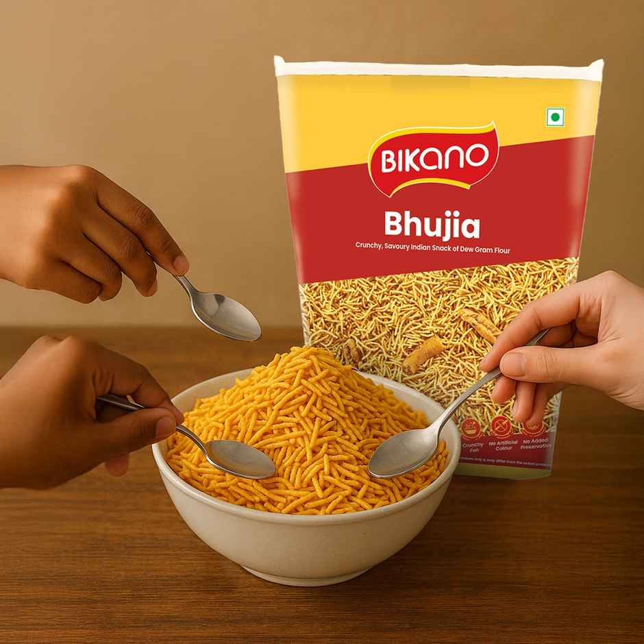 Bikano Bhujia Spicy & Crispy Namkeen | Made with Husked Dew Moth Bean Flour & Chickpea Flour