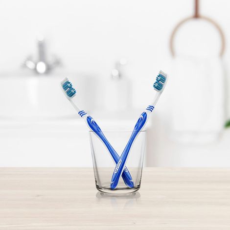 Oral-B Cavity Defense Bacteria Fighter Soft Toothbrush