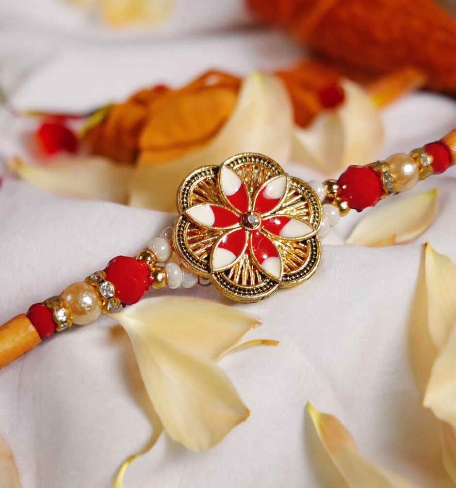 Buy House Of Festivals Premium Flower Rakhi With Golden & Red Metal ...