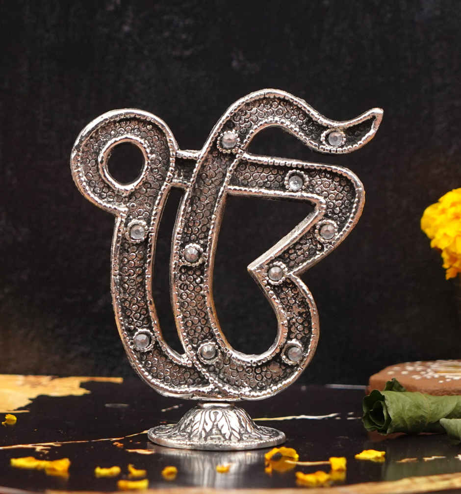 ServDharm Ik Onkar Showpiece