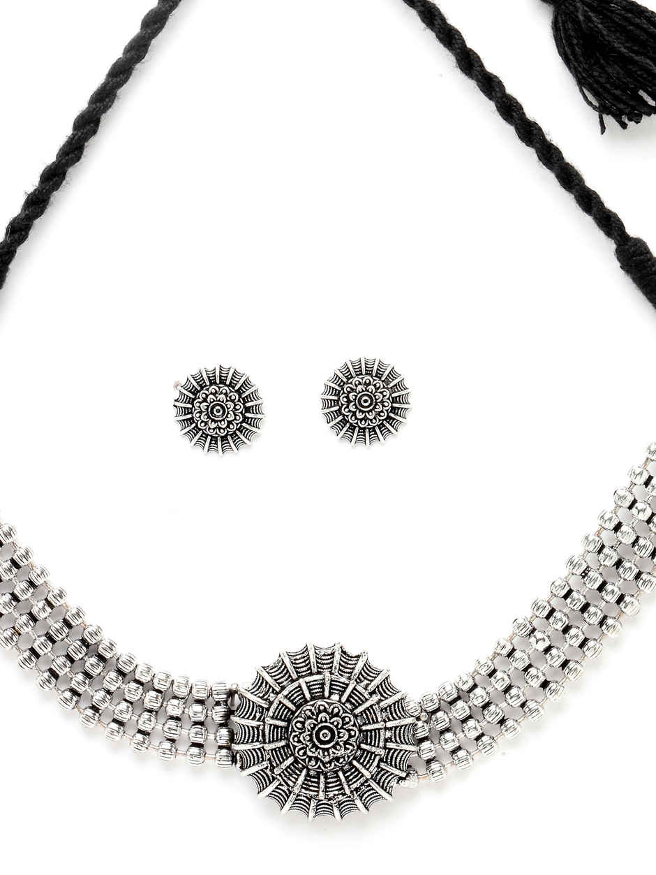 Sukkhi Stylish Oxidised Silver Choker Necklace Set With Studs Earring | Jewellery Set | NS105511