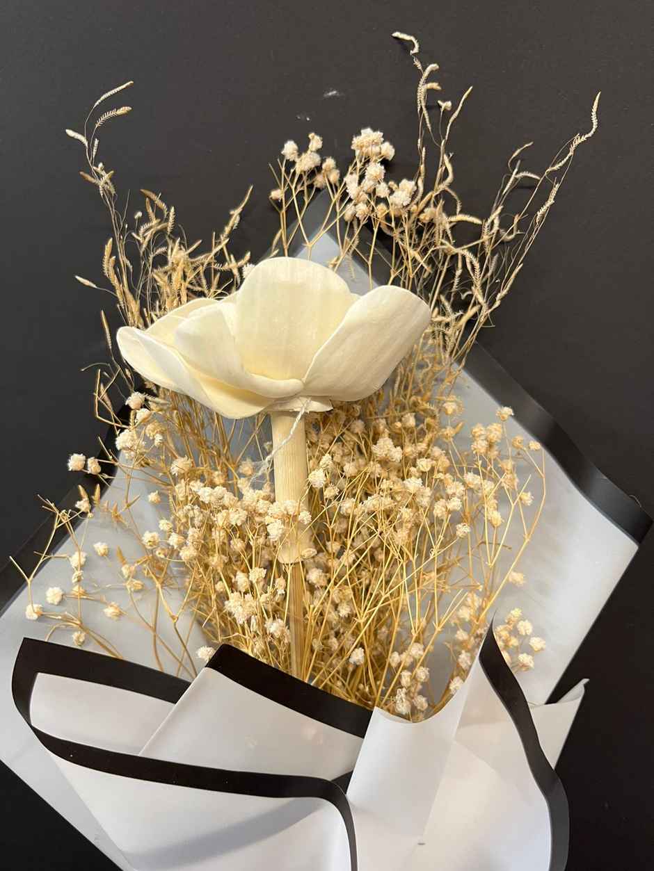 White Dried Flower Love Bouquet | Ideal for Gifting | Farmerr