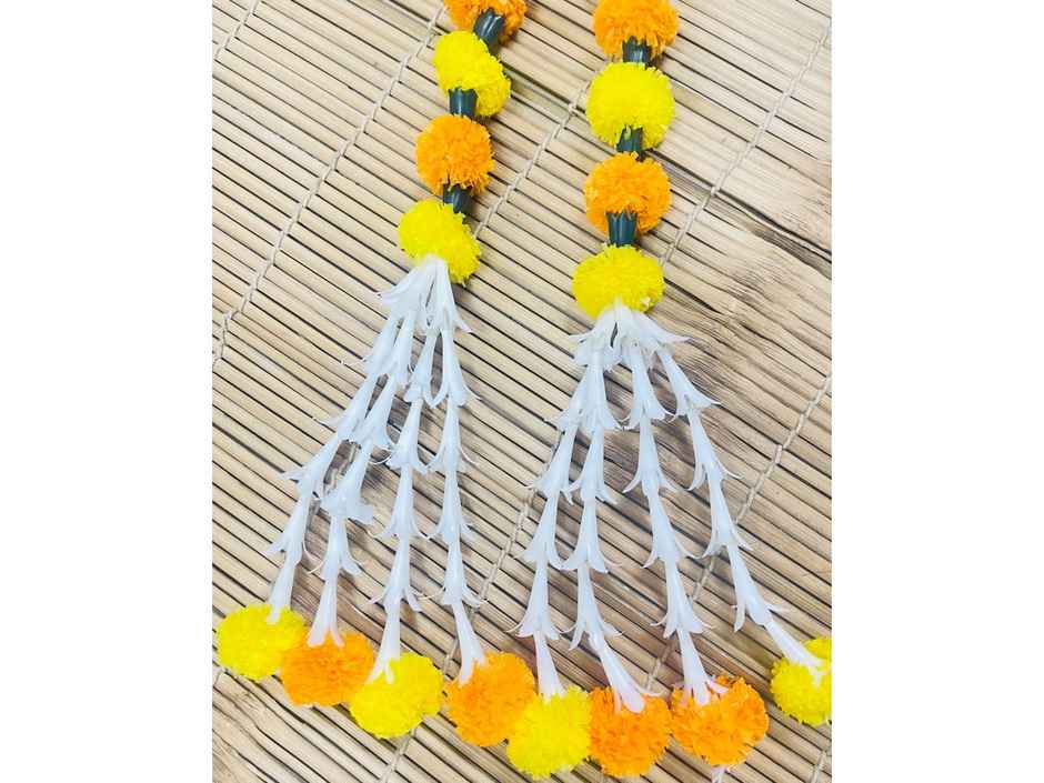 Flower String Bandhanwar | Festival Decoration | Marigold Design | 2 pcs | Yellow & Orange | Gullak
