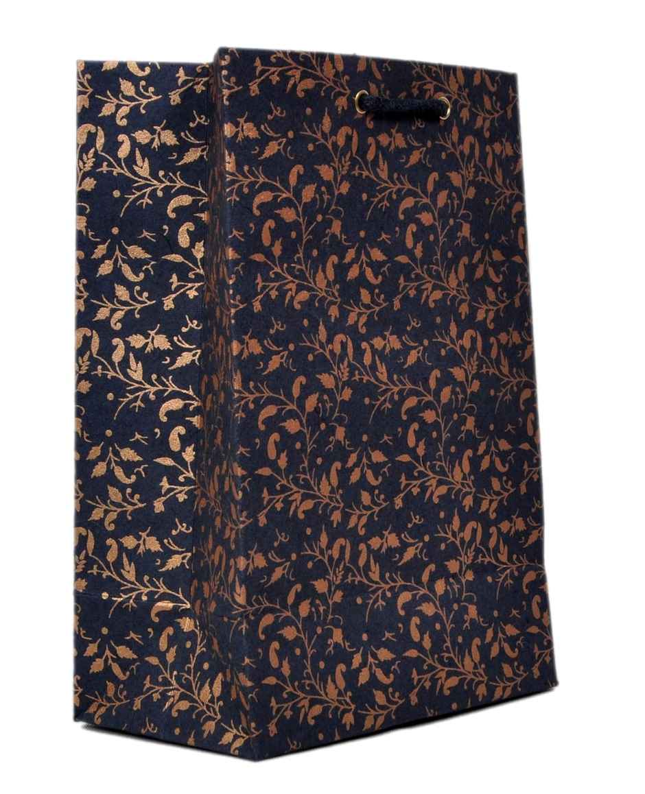Printed Party Gifting Paper Bag (Colour May Vary)
