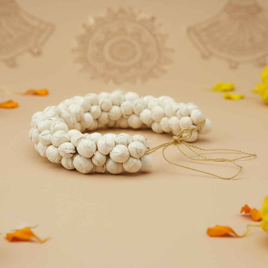 Jasmine Mogra Artificial Flower Gajra | Perfect for traditional occasions | White | Se7en