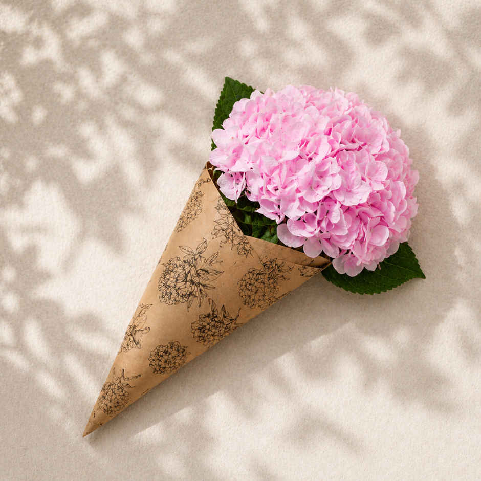 The Flora Single Pink Hydrangea Bouquet
