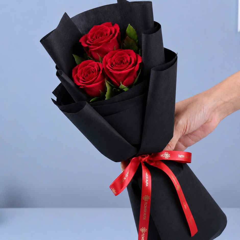 FlowerAura 3 Roses Blush Bouquet | Teacher's Day Gifting