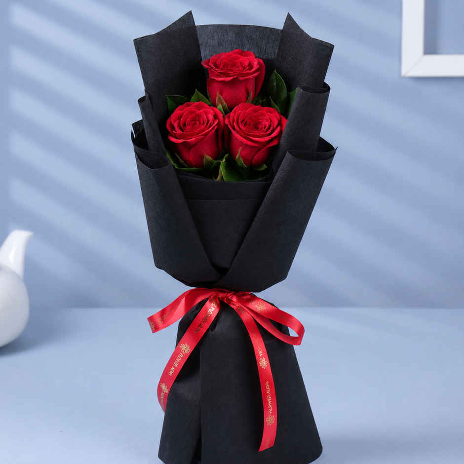 FlowerAura 3 Roses Blush Bouquet | Teacher's Day Gifting
