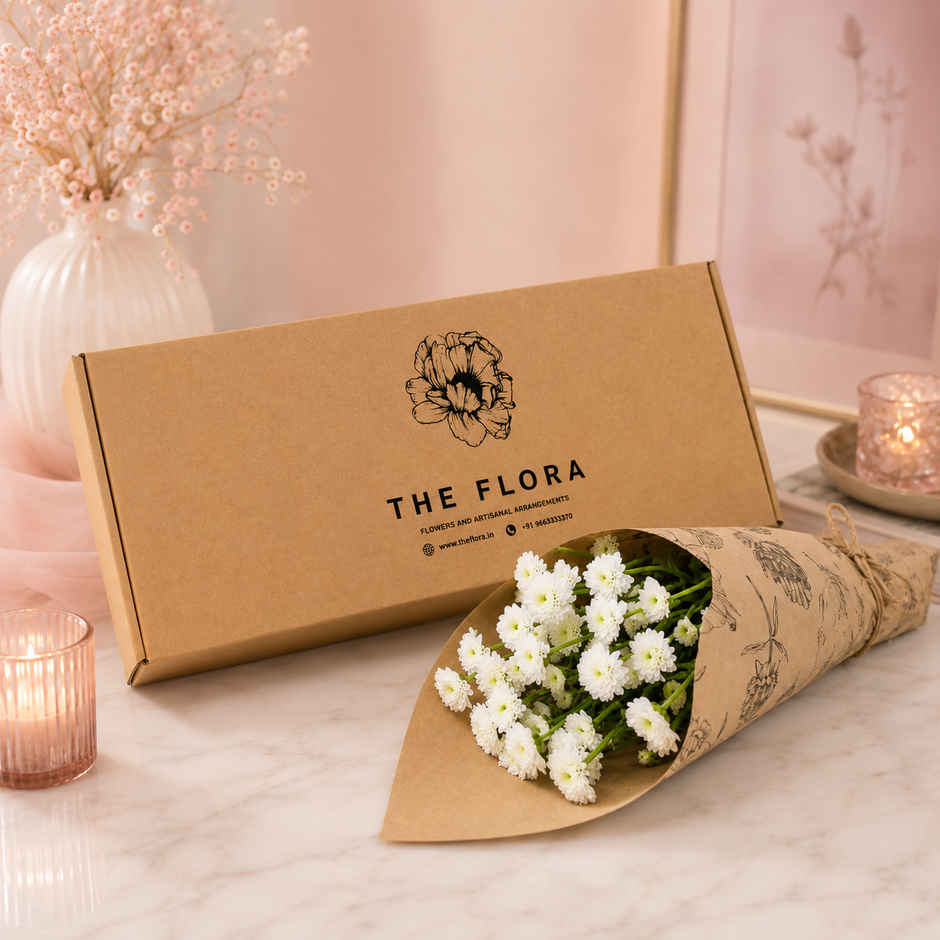 The Flora White Button Daisy Bouquet | Gifting