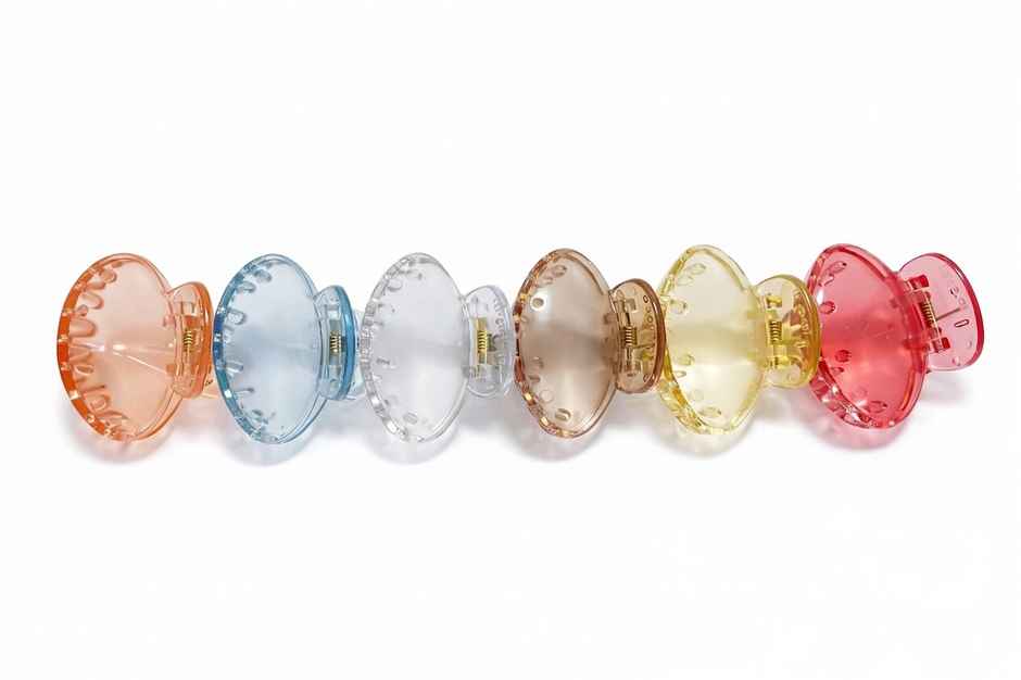 Small Claw Clip Round for Girls and Women - Multicolor