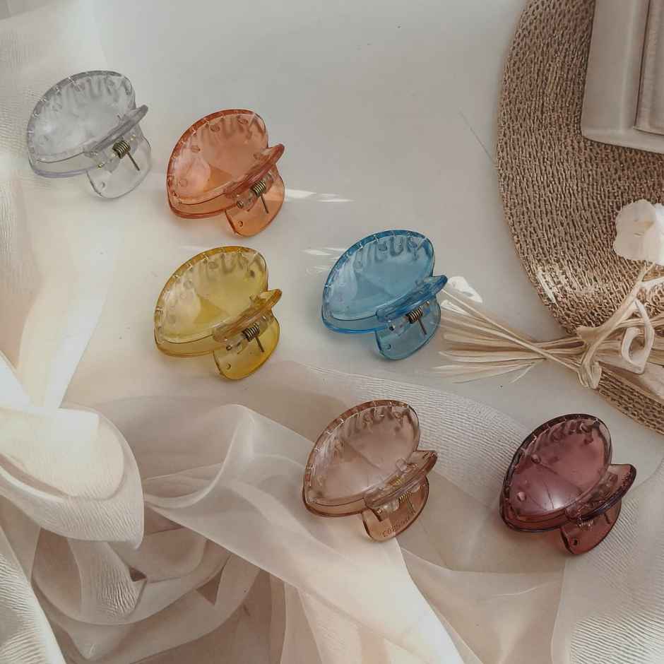 Small Claw Clip Round for Girls and Women - Multicolor
