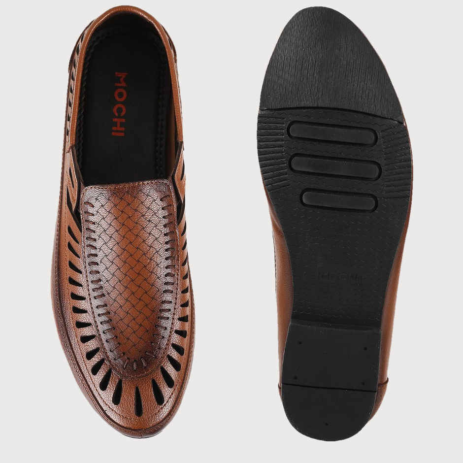 Mochi Men Tan Color Mojaris - Ethnic | Size UK 7 | 18-244