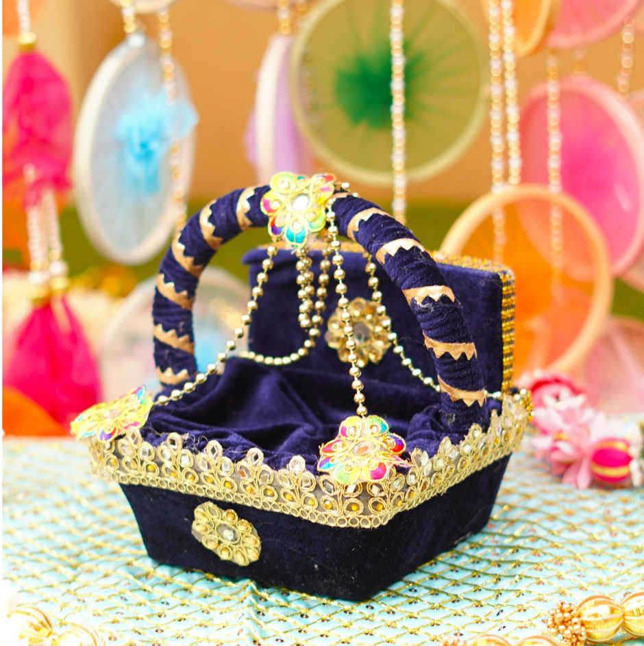 Indigo Velvet Laddu Gopal Regal Tokri Bed | 6.5 in | Idol 0-4 | Krishna Janmastami | ServDharm