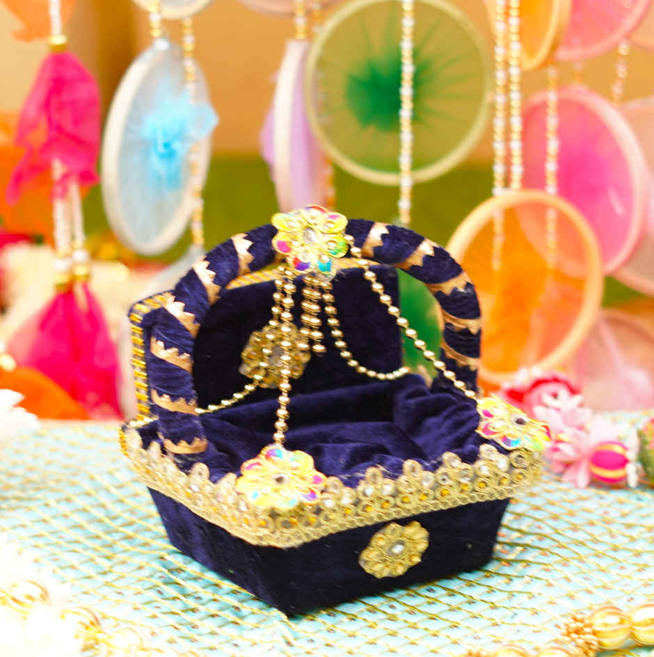 Indigo Velvet Laddu Gopal Regal Tokri Bed 6.5 in | Fits Idol Size 0-4 | Krishna Janmastami Special (ServDharm)