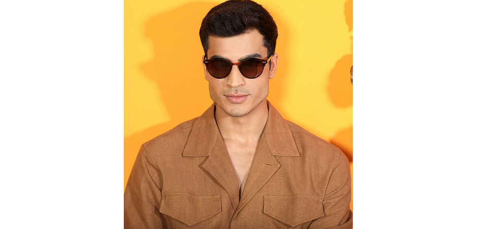 Vincent Chase By Lenskart Unisex Geometric Polycarbonate Round Sunglasses | Brown - L