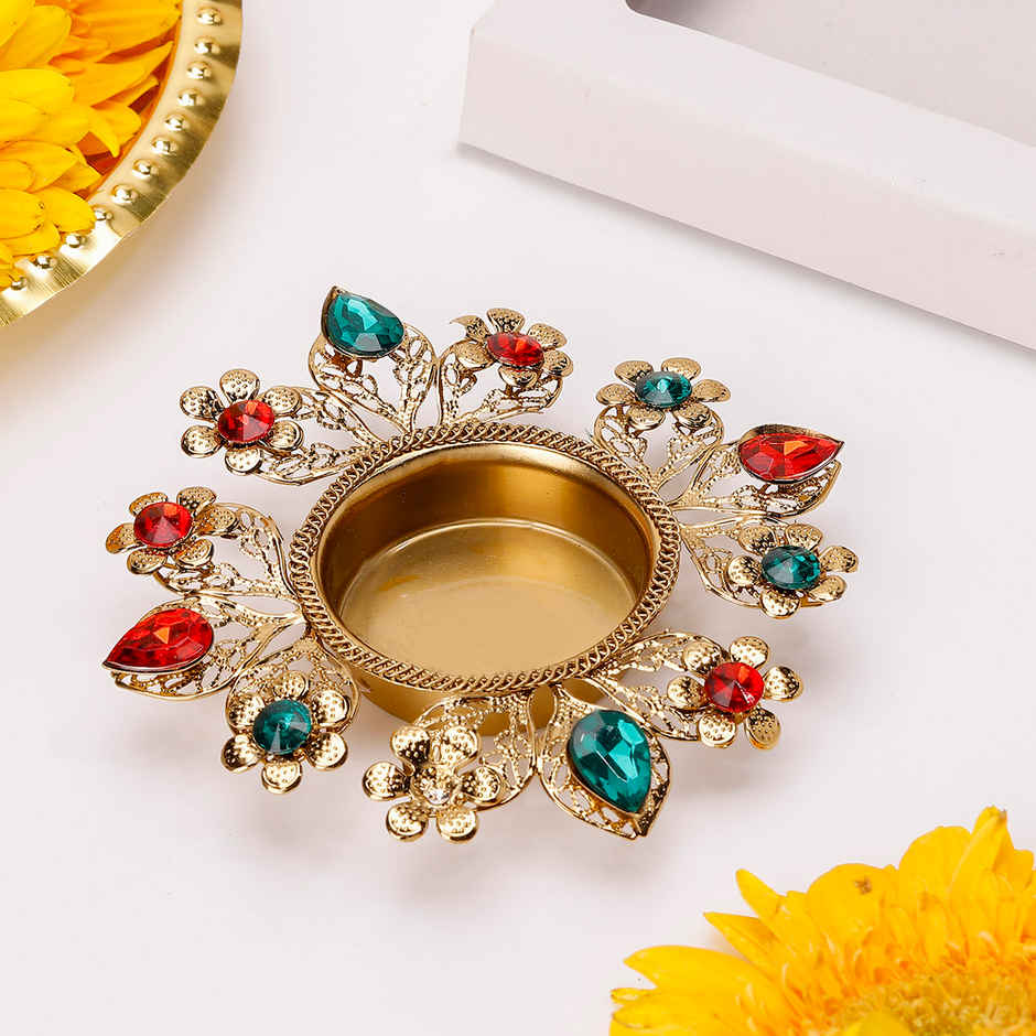Tealight Holder | Flower Design | Gold | IGP