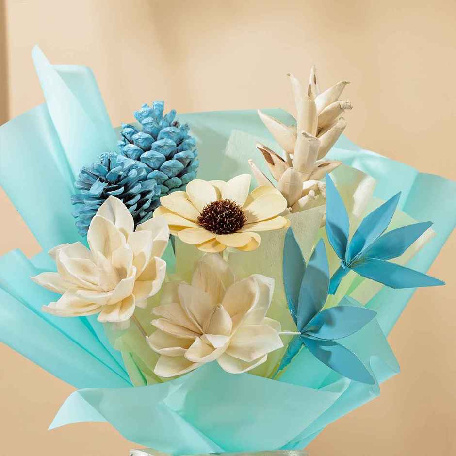 Cool Blue Dried Floral Bouquet | IGP