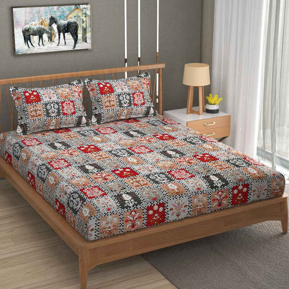Furnofy Double Christmas Theme Geometric Bedsheet, 2 Pillow Covers | Multicolour | 90 x 100 in