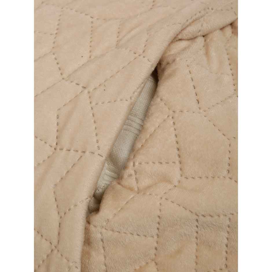 Hosta Homes Ultrasonic Polyvelvet Abstract Cream Pillow Covers Pack Pack 1