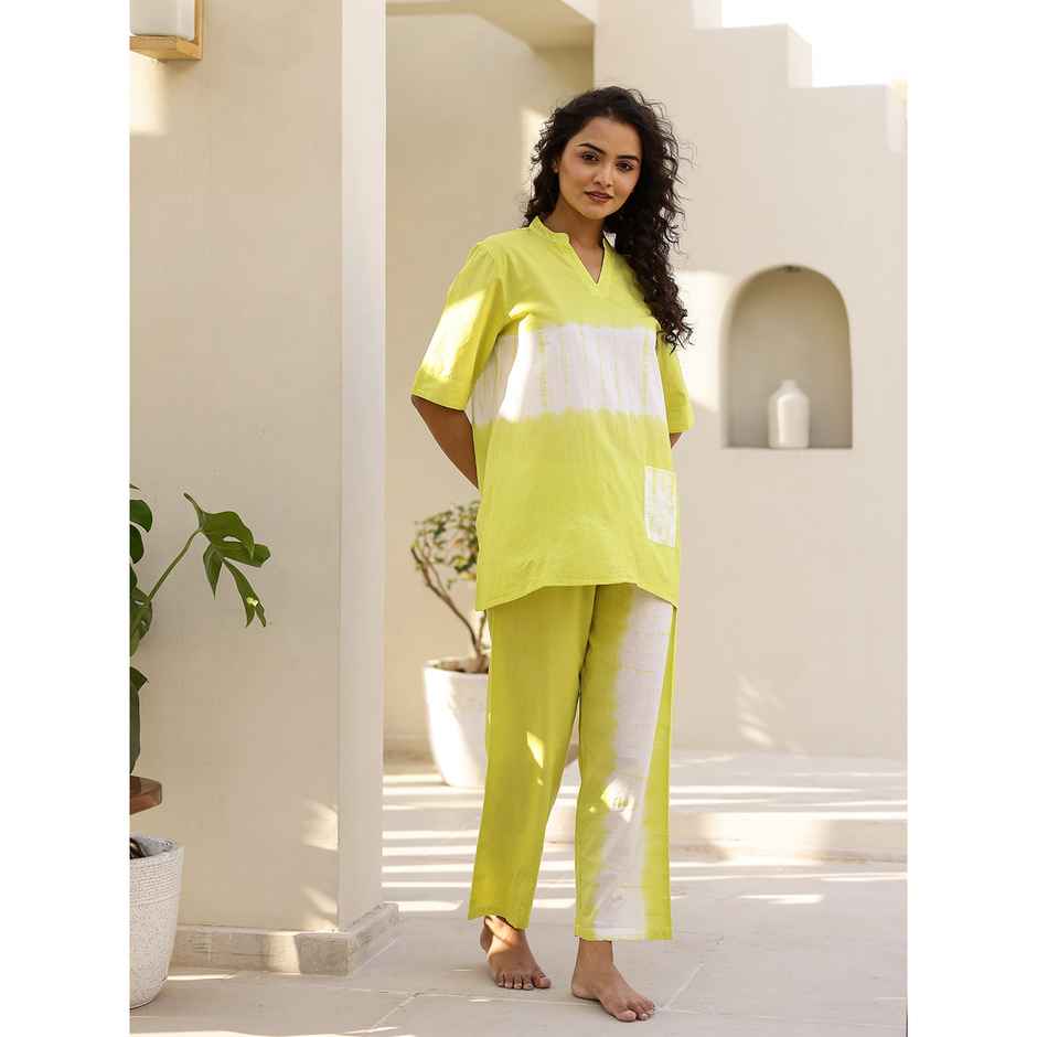 Sanskrutihomes Yellow Tie and Dyed Pure Cotton Night Suit | L