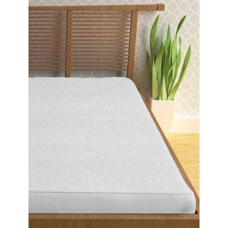 Bianca Waterproof Breathable Mattress Protector With Fitted Plain Pattern | White
