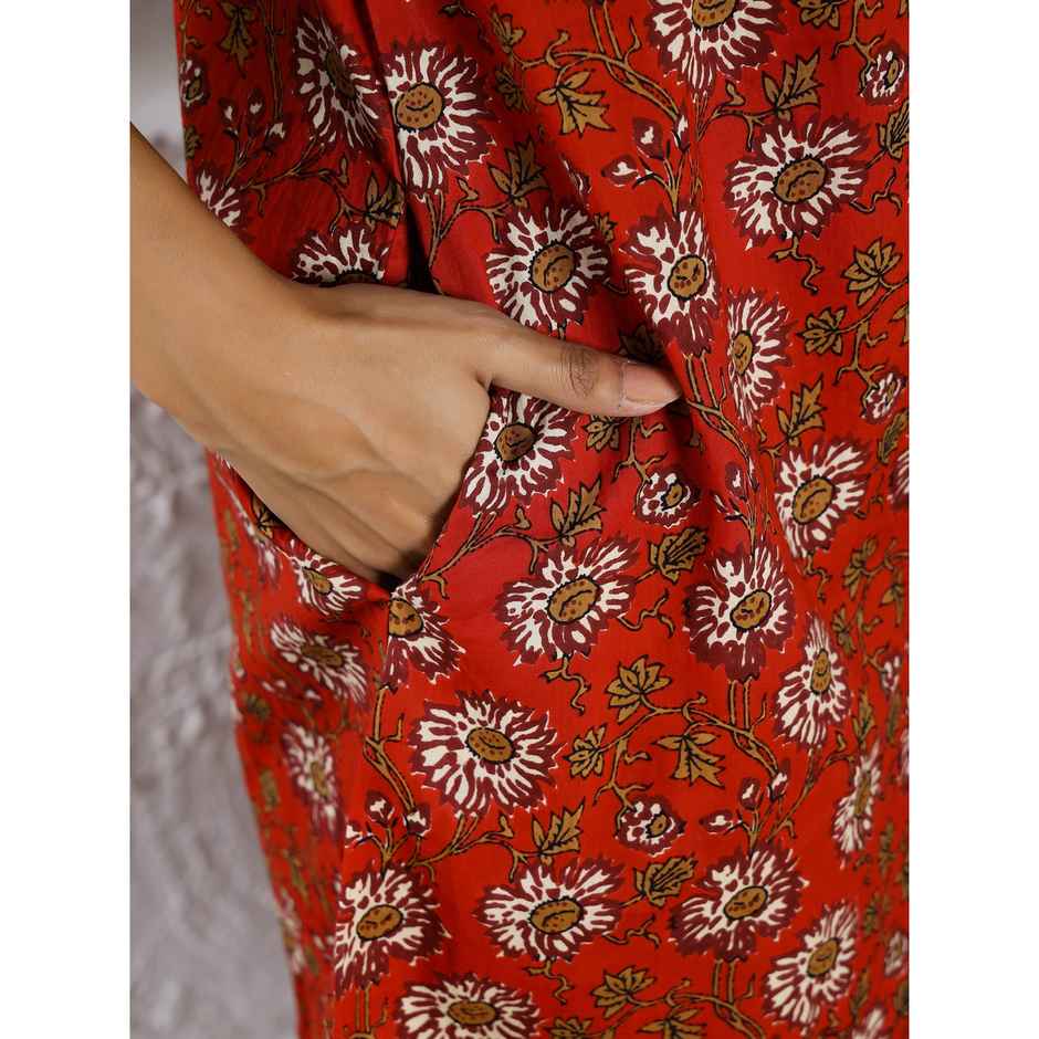 Sanskrutihomes Women Red Floral Printed Pure Cotton Night Suit | M