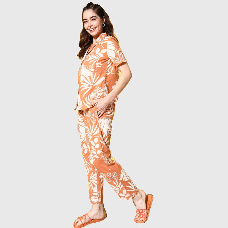 Sanskrutihomes Women Orange & White Pure Cotton Floral Printed Night Suit SE-NSP-92 | S