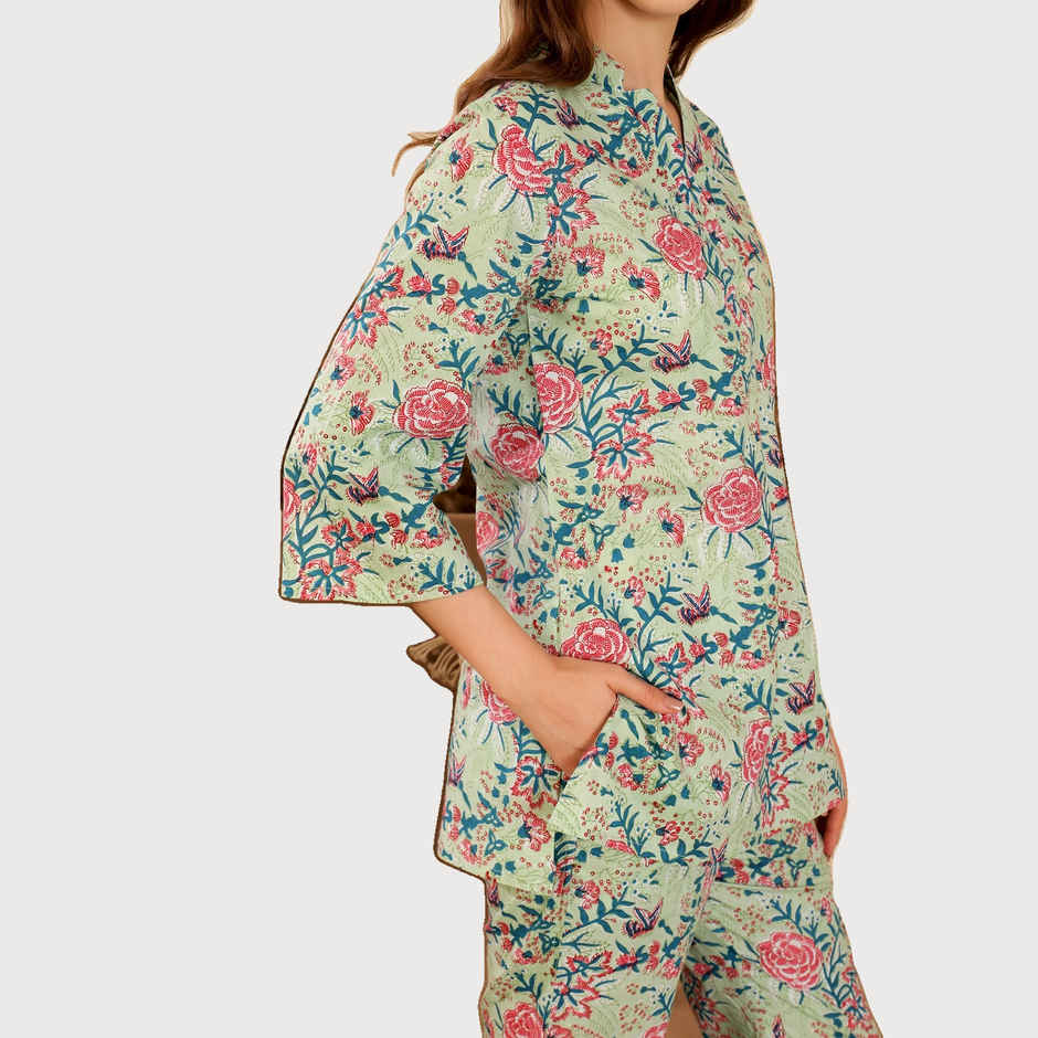 Sanskrutihomes Women Green Printed Pyjamas and Kurti Night Suit SE-NSP-641 | M