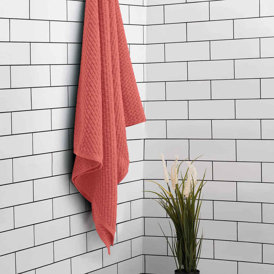 Spaces 100% Cotton High Absorbent Dark Orange Bath Towel For Men And Women