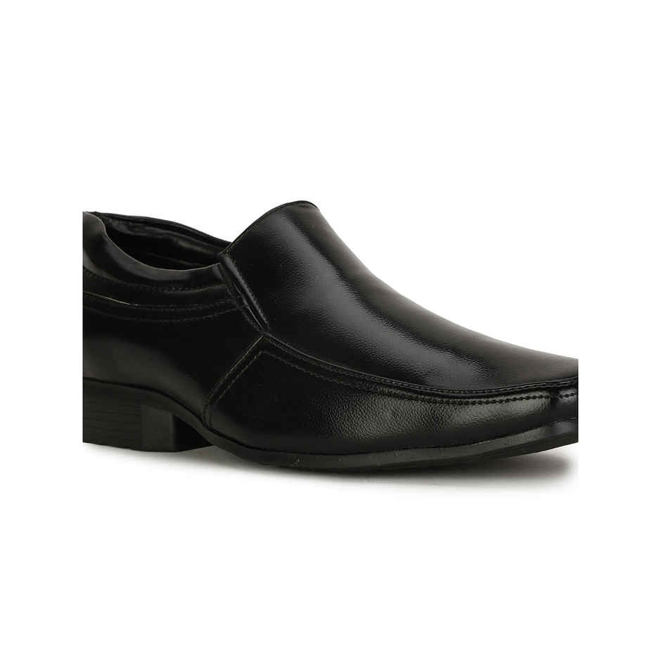 Bata Men's Ceaser Fk E 23 Slip-On Formal Shoes | Black - UK 8
