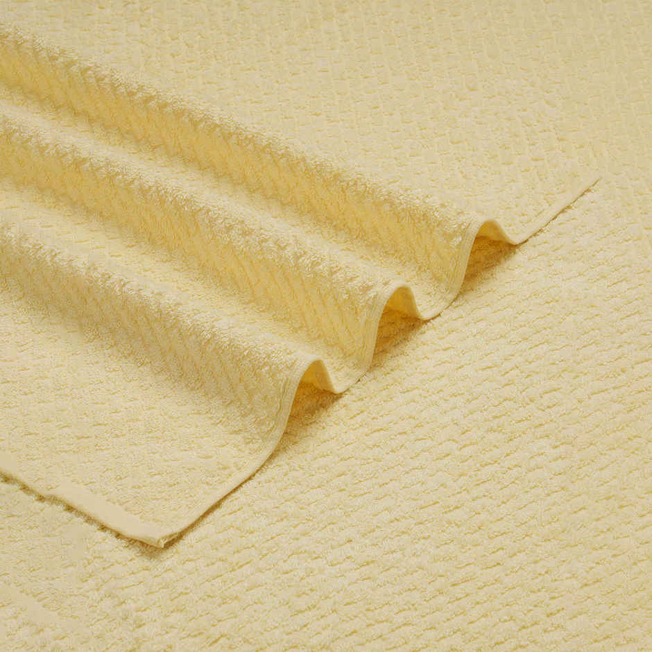 Spaces 100% Cotton High Absorbent Light Yellow Bath Towel For Men And Women
