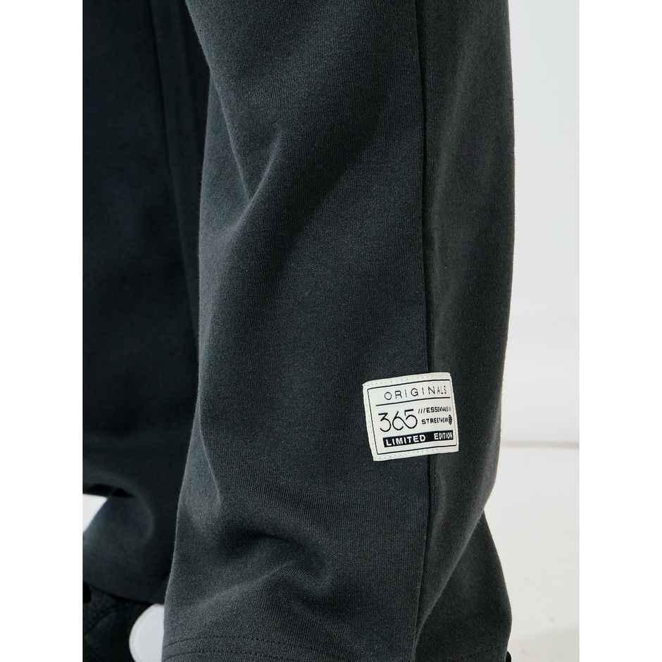 Styli Men's Oversized Interlock Joggers with Badge Detail and Contrast Drawcord | Charcoal - XXL