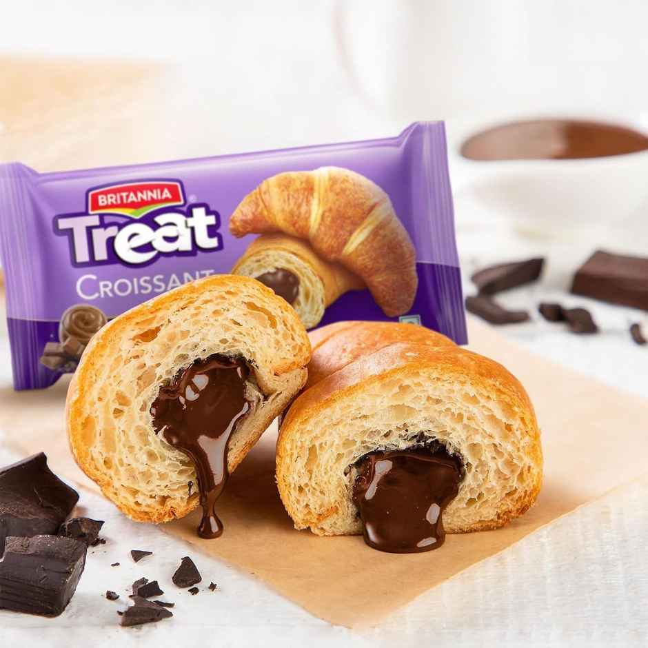 Britannia Treat Croissant | With Cocoa Creme Filling 100% VEG