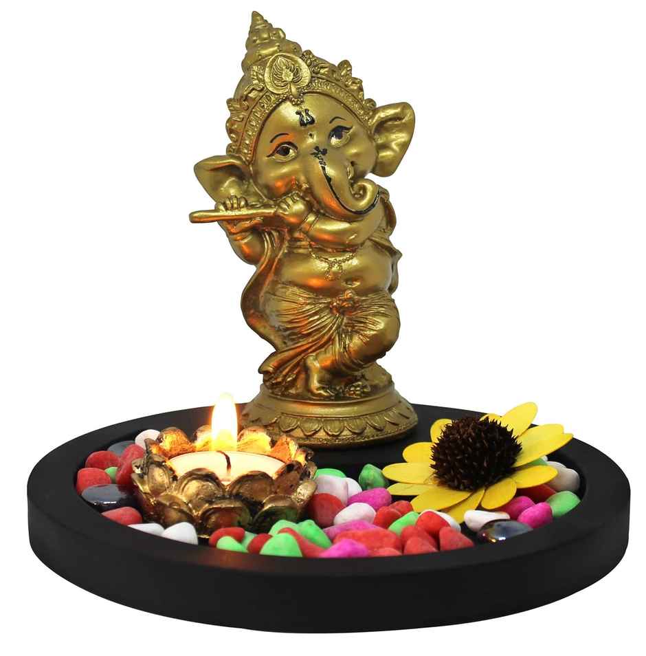 Tied Ribbons Ganesh Idol Statue Showpiece With Tray (15 Cm)