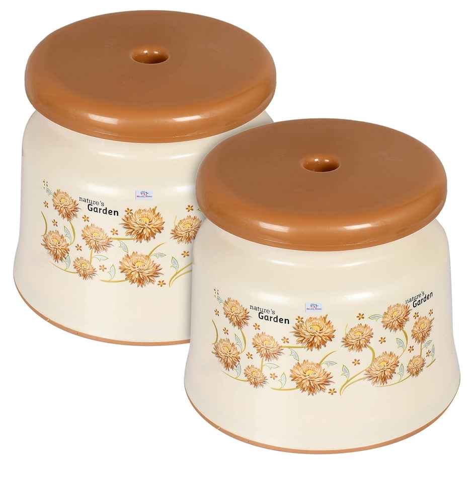 Kuber Industries Plastic Anti-Slip Solid Surface Bathroom Stool | Cream