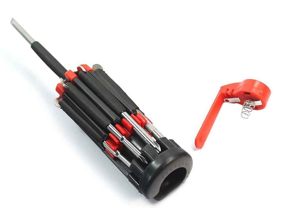 Se7en 8 in 1 Multifunctional Screwdriver Tool Kit Set With Led Light Torch