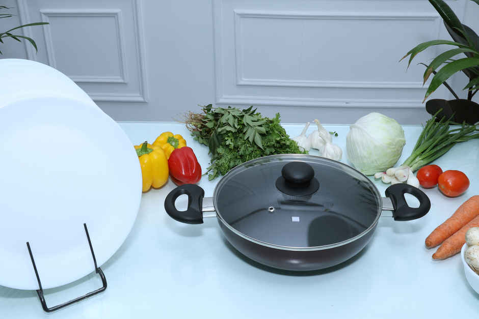 Bombay Kookware Kadai 24Cm With Glass Lid