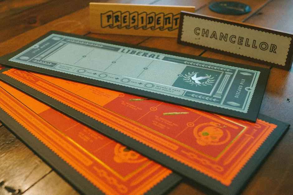 Awestuffs Secret Hitler Strategy Party Board Game Fast Paced Family Game 4 to 10 Players