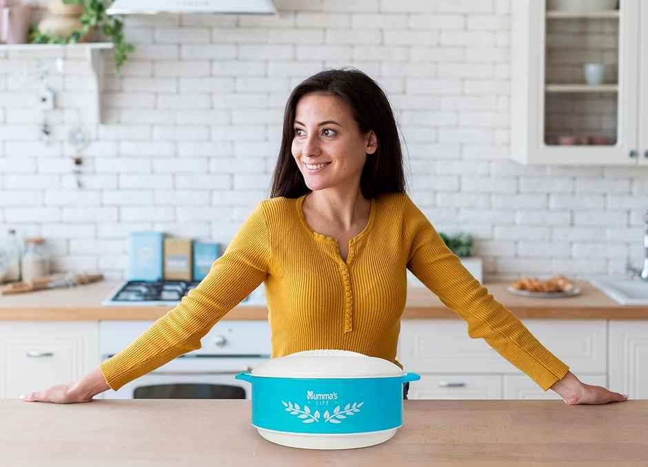 Mumma's Life Plastic Casserole With Lid For Roti/Chapati (Blue) (2000Ml)