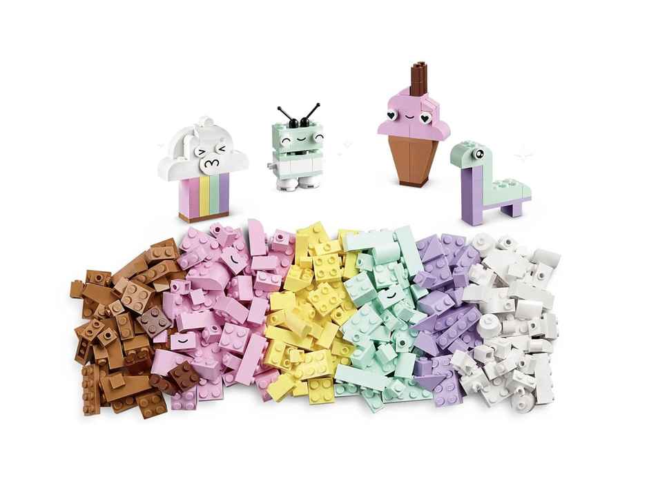 Lego Classic Creative Pastel Fun Building Toy Set (333 Pieces)