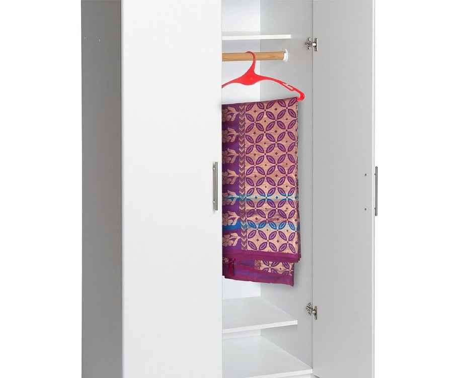 Happy To Hang Swan 6 Piece Polypropylene Hanger, Green And Red