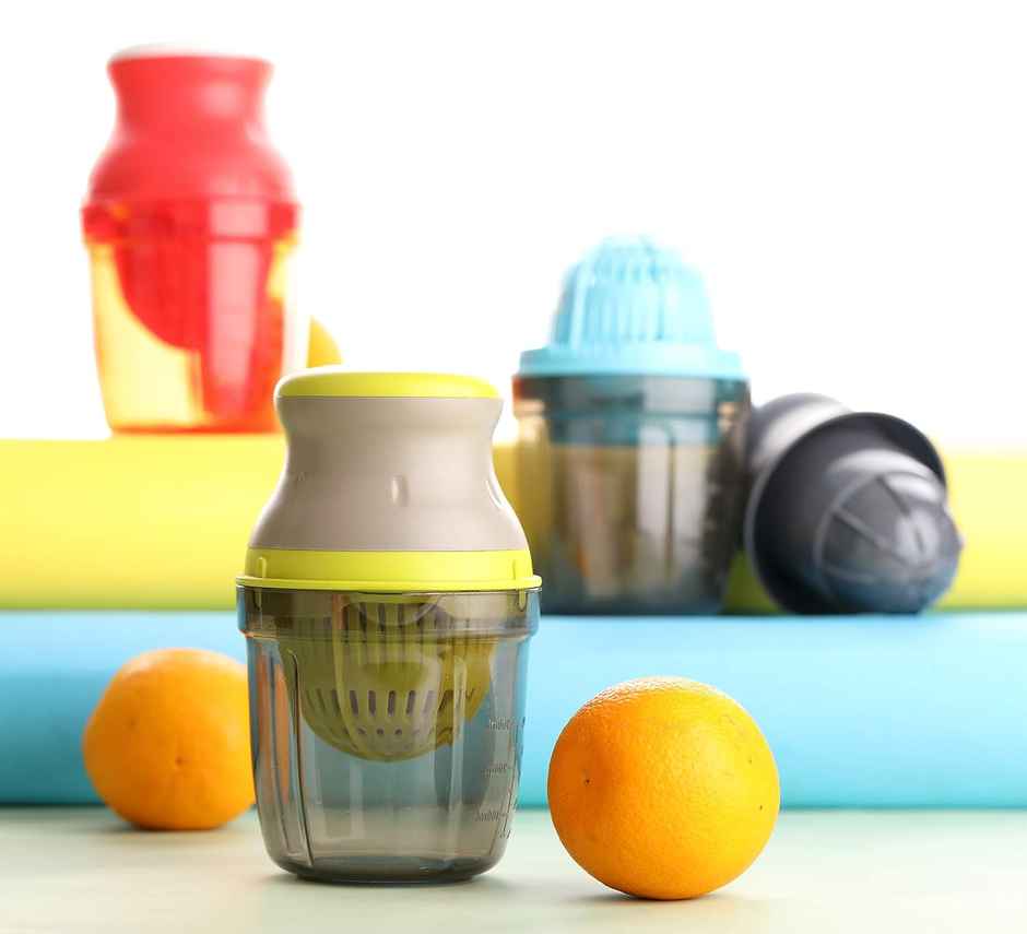 Crystal Plastic Xpress Handy Juicer 2 In 1, Multicolour