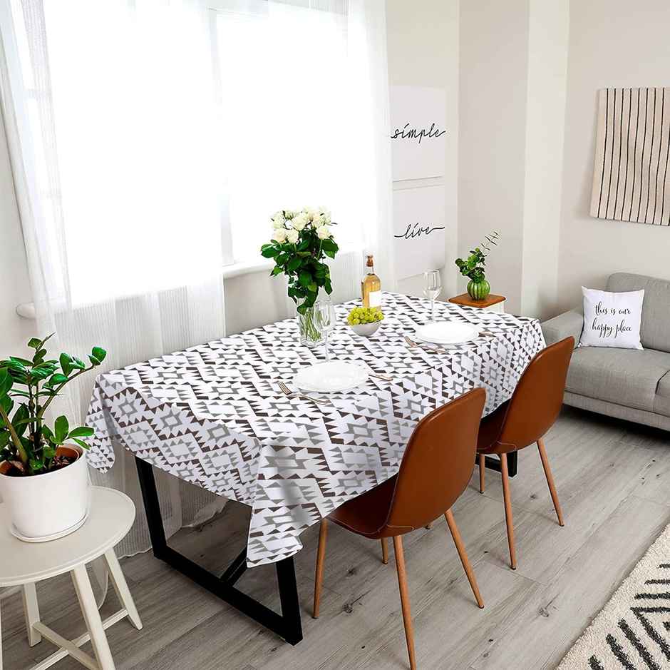 Lushomes Table Cover - 4 Seater | Black and Grey Geometric | 57 x 57 inch