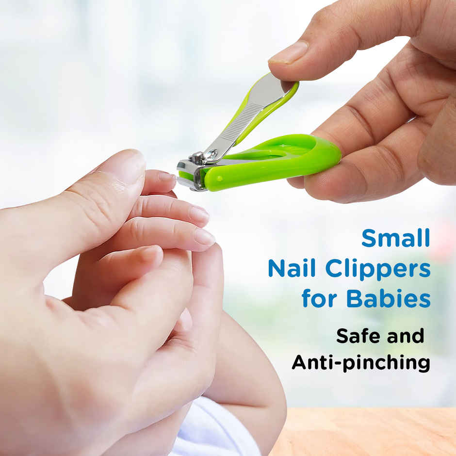 Mee Mee Protective Baby Nail Clipper/Cutter with Skin Guard (Green)