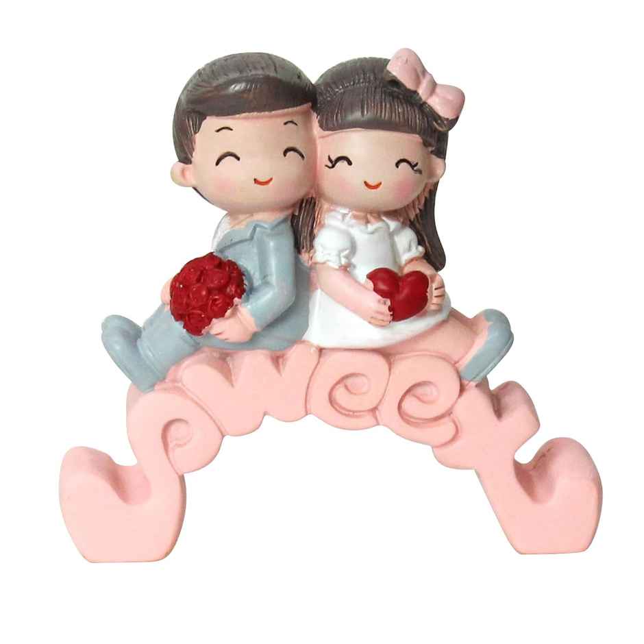 Tied Ribbons Romantic Couple Statue Showpiece