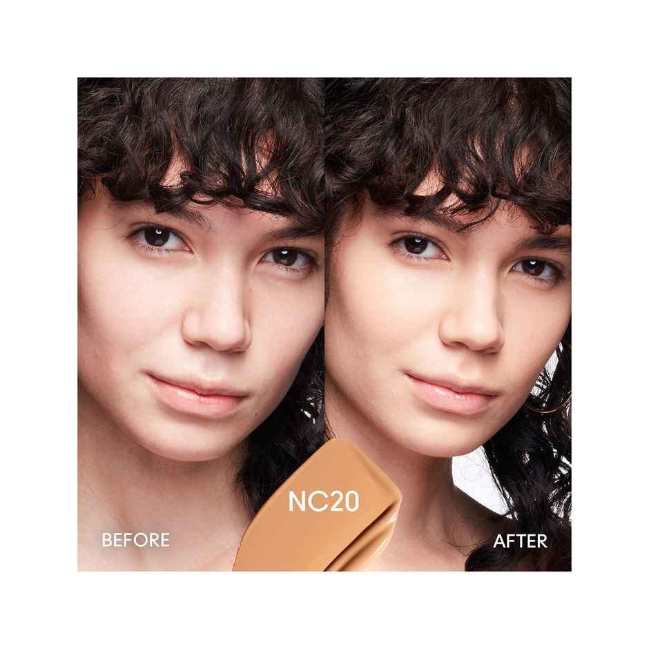 M.A.C Studio Fix Fluid SPF 15 Mini Soft Matte Foundation With Hyaluronic Acid - NC20