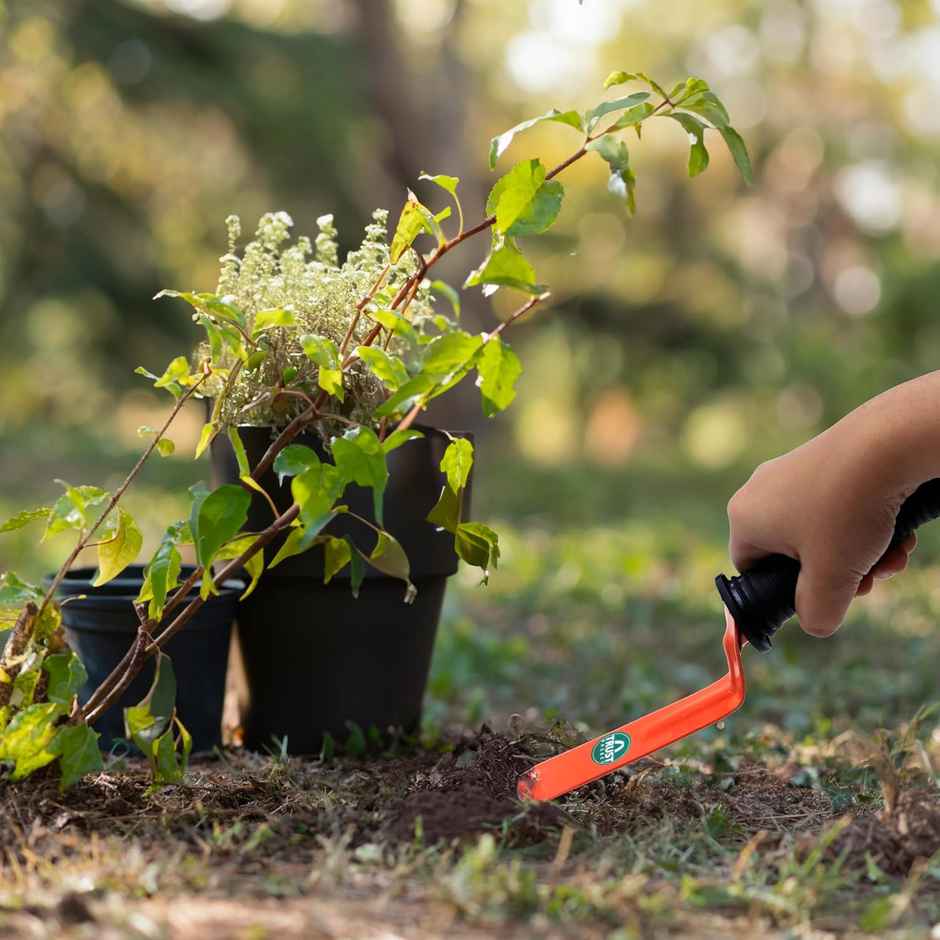 Trustbasket Gardening Hand Tools Set - 3 Pcs (Small Trowel, Krupi And Weeder)