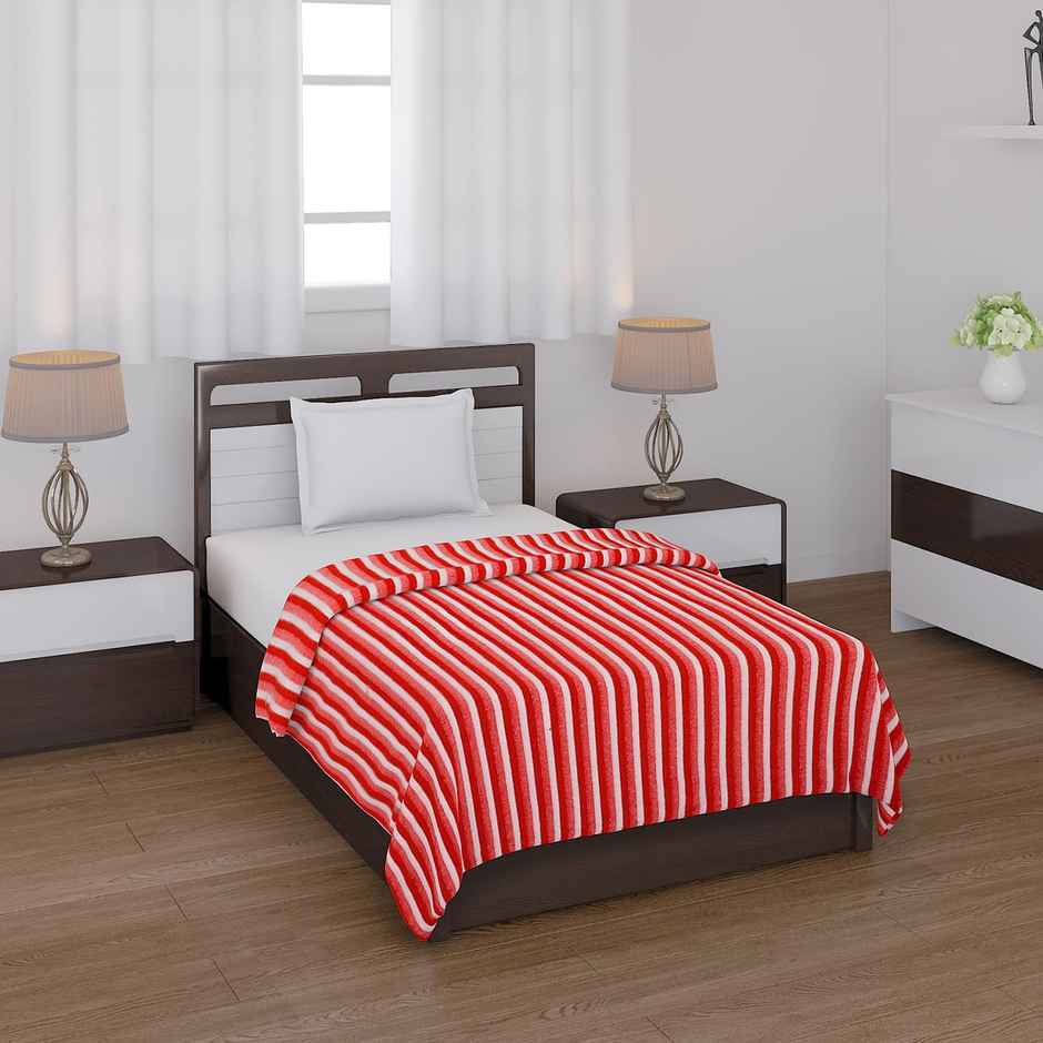 Status Polar Fleece Blanket (125 x 210 Cm) - Red Combo