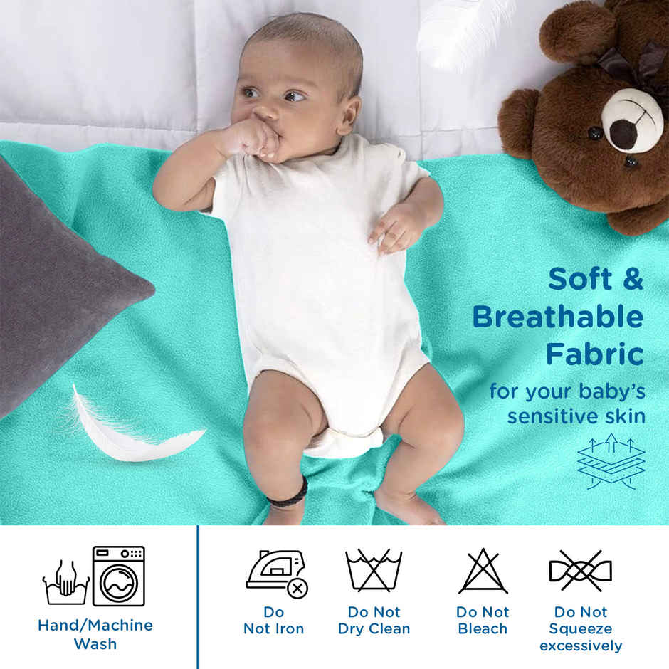 Mee Mee Reusable Waterproof/Extra Absorbent Cotton Mat/Dry Sheets/Bed Protector (Small | Green)